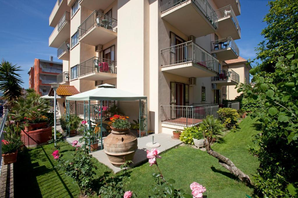 Hotel Corallo Albinia Εξωτερικό φωτογραφία